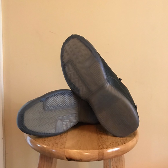 Adidas - Picture 6 of 6